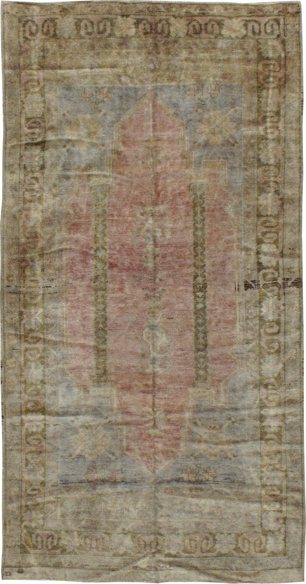 Antique Turkish Oushak Rug, No.17411 - Galerie Shabab