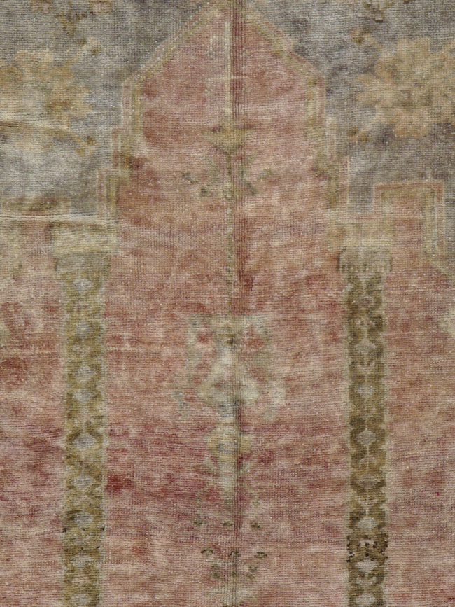 Antique Turkish Oushak Rug, No.17411 - Galerie Shabab