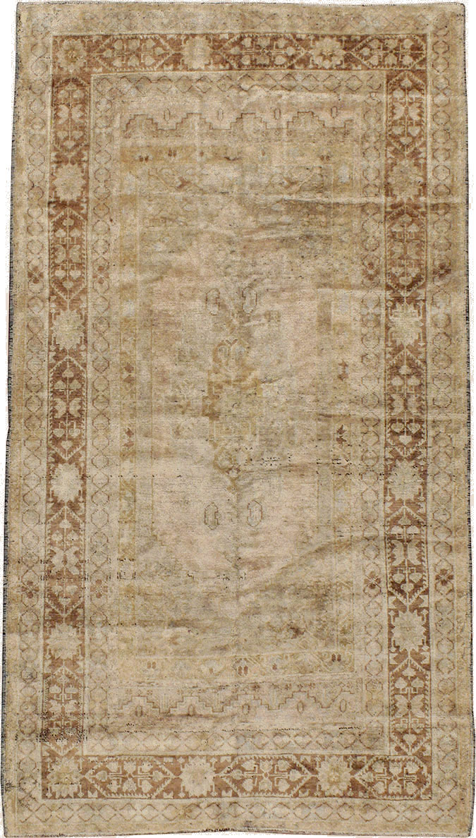 Antique Turkish Oushak Rug, No.17412 - Galerie Shabab