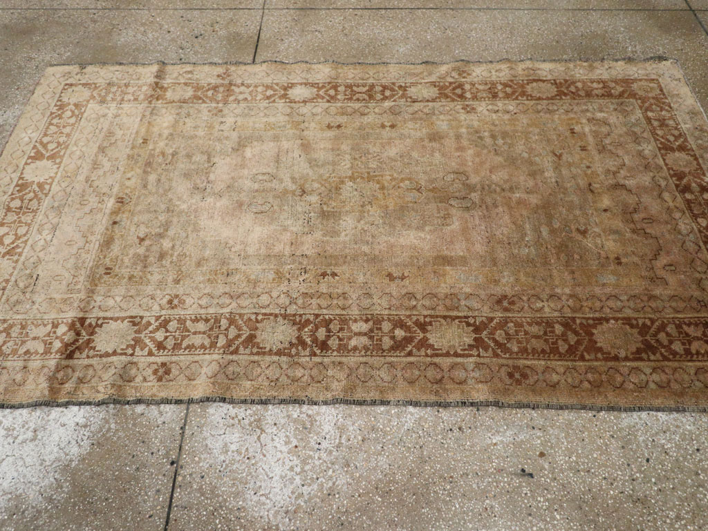 Antique Turkish Oushak Rug, No.17412 - Galerie Shabab