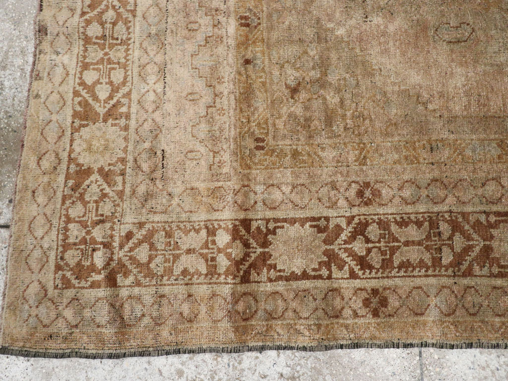 Antique Turkish Oushak Rug, No.17412 - Galerie Shabab