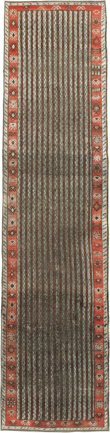 Antique Turkish Ghiordes Runner, No.17418 - Galerie Shabab