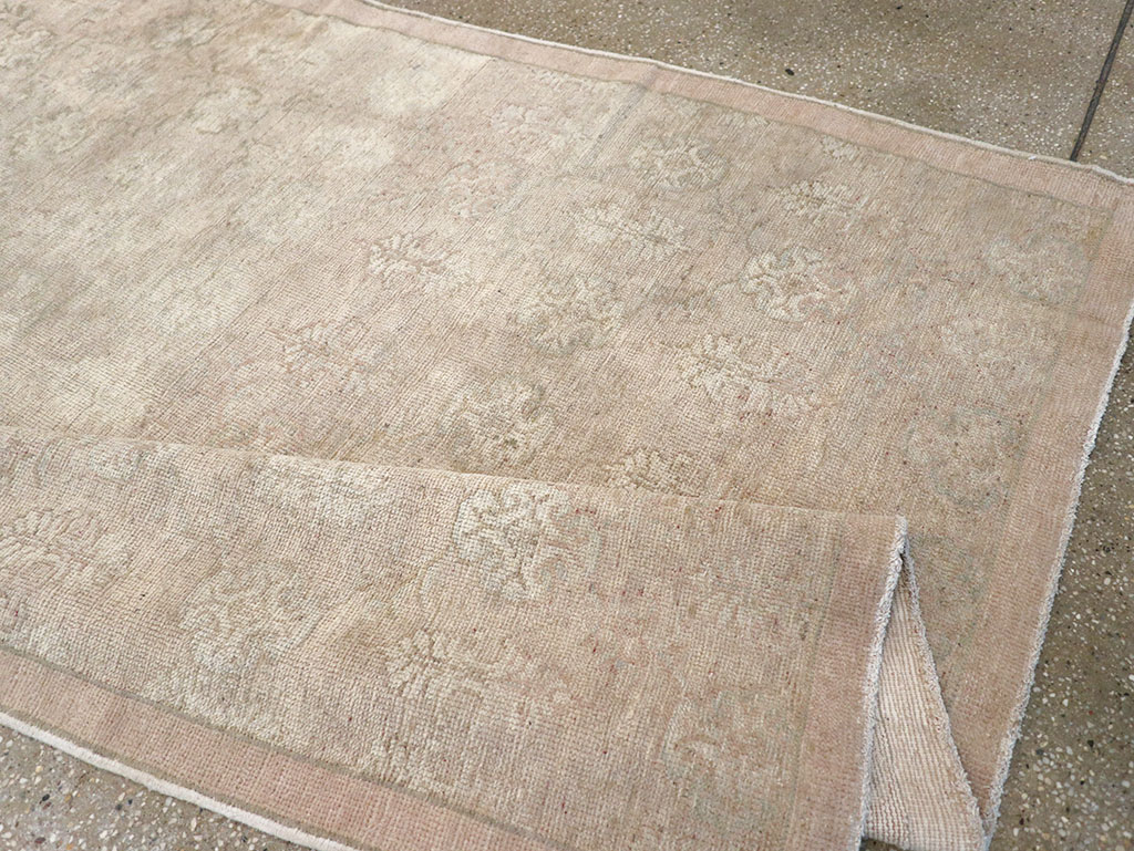 Vintage Turkish Anatolian Gallery Rug, No.17419 - Galerie Shabab