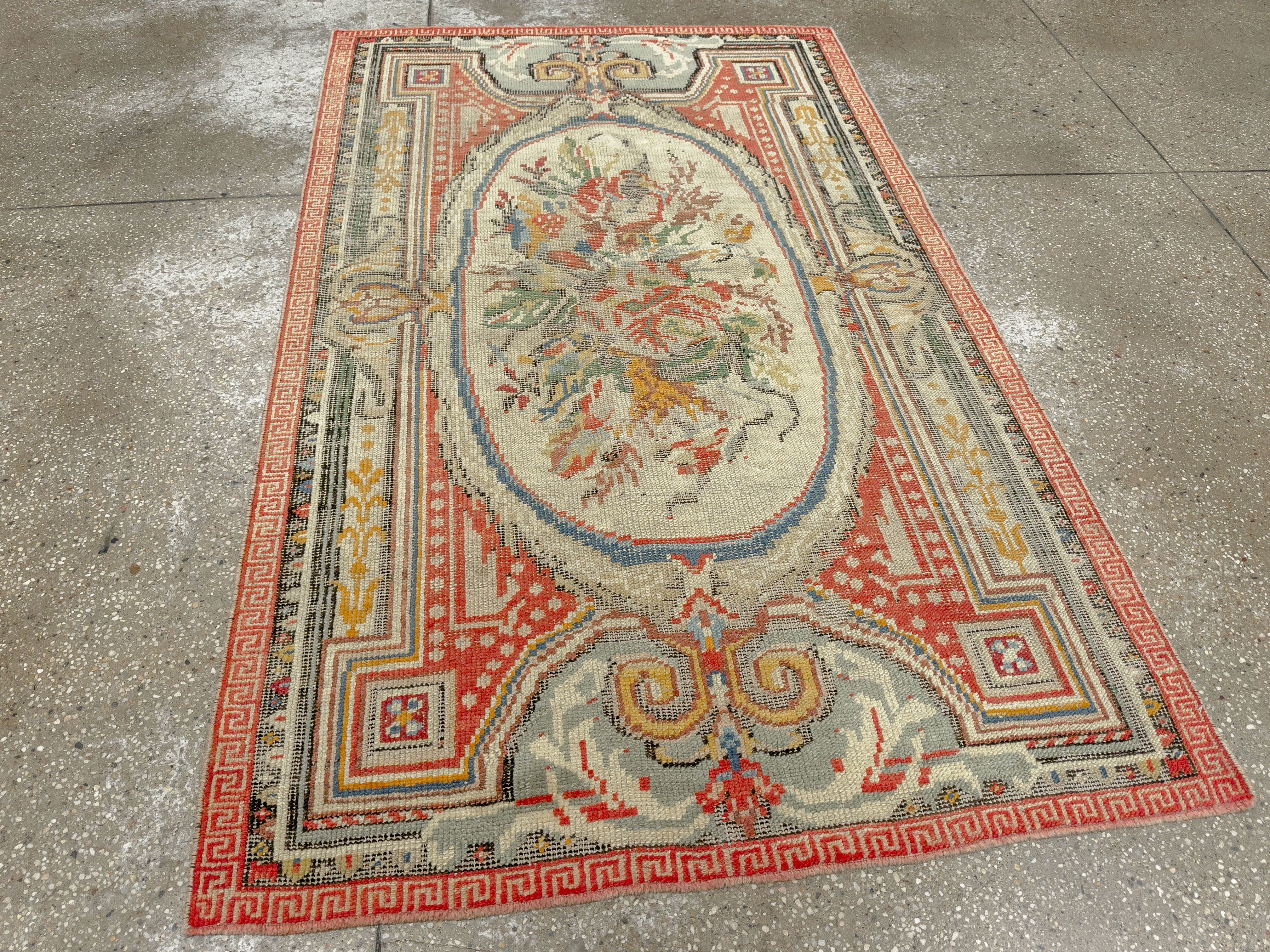 Antique Turkish Ghiordes Rug, No.17427 - Galerie Shabab