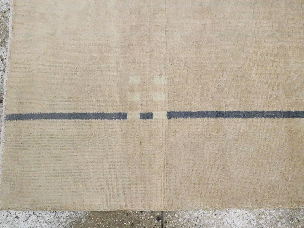 Vintage Turkish Anatolian Modernist Rug, No.17430 - Galerie Shabab