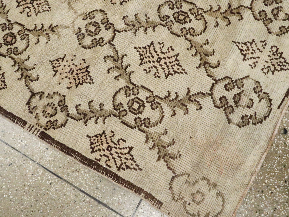 Vintage Turkish Anatolian Rug, No.17435 - Galerie Shabab