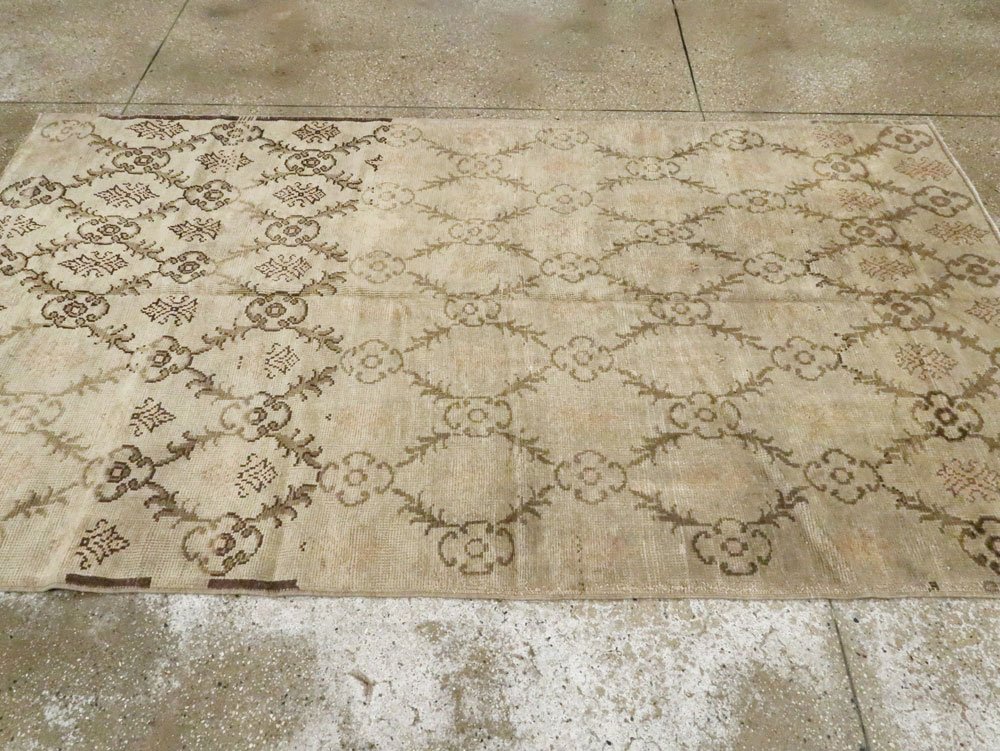Vintage Turkish Anatolian Rug, No.17435 - Galerie Shabab