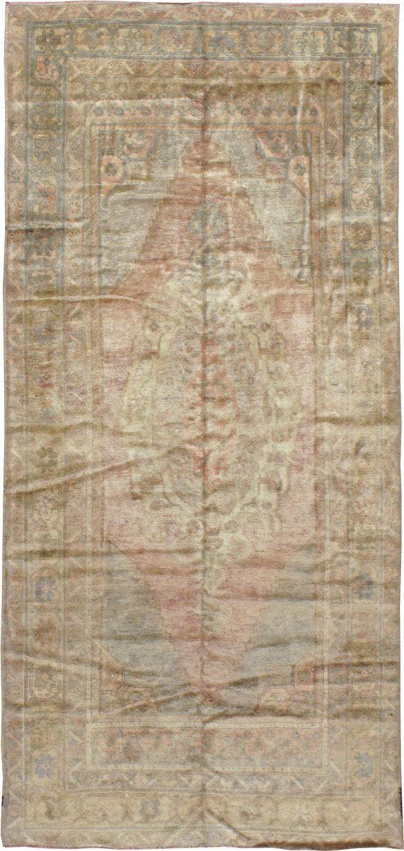 Vintage Turkish Oushak Rug, No.17436 - Galerie Shabab