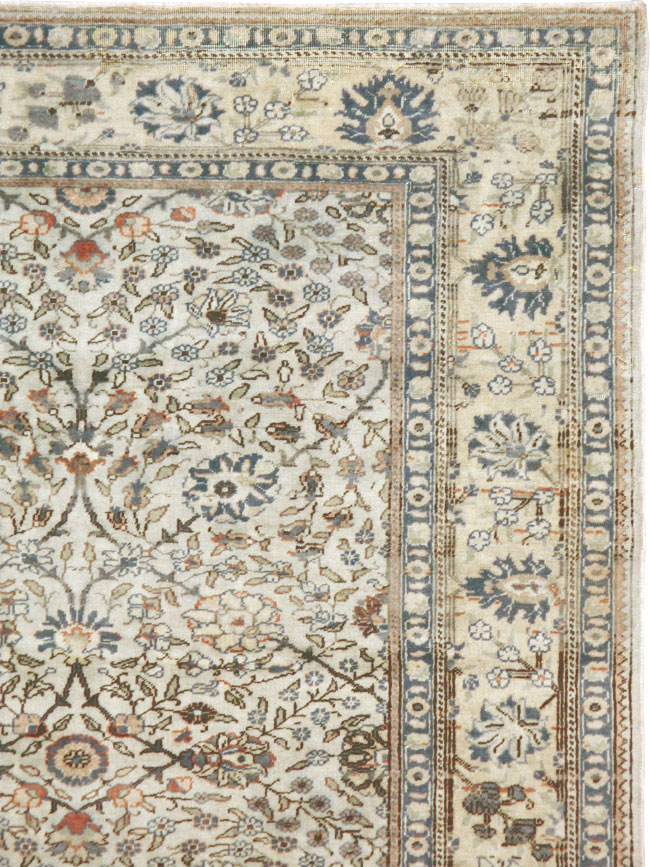Vintage Turkish Sivas Accent Carpet, No.17439 - Galerie Shabab