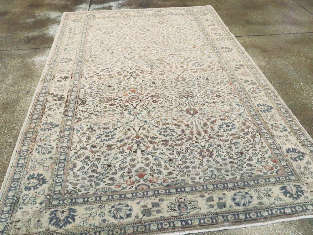Vintage Turkish Sivas Accent Carpet, No.17439 - Galerie Shabab