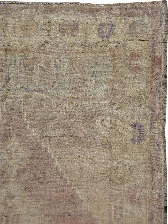 Antique Turkish Oushak Carpet, No.17441 - Galerie Shabab