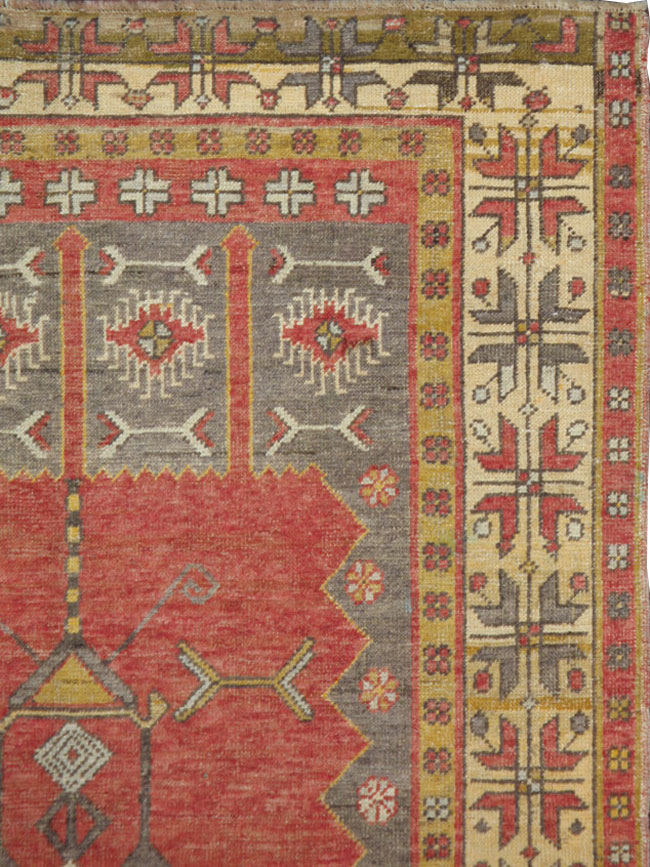 Antique Oushak Rug, No.17443 - Galerie Shabab