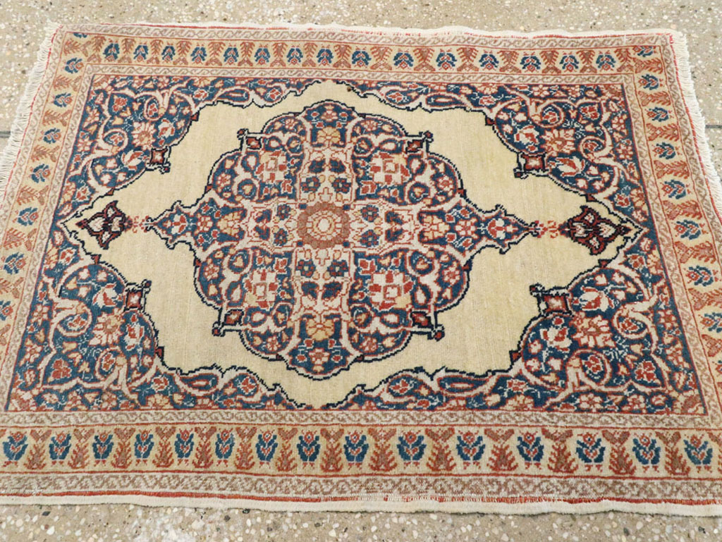 Antique Persian Tabriz Hagi Jalili Rug, No.17476 - Galerie Shabab