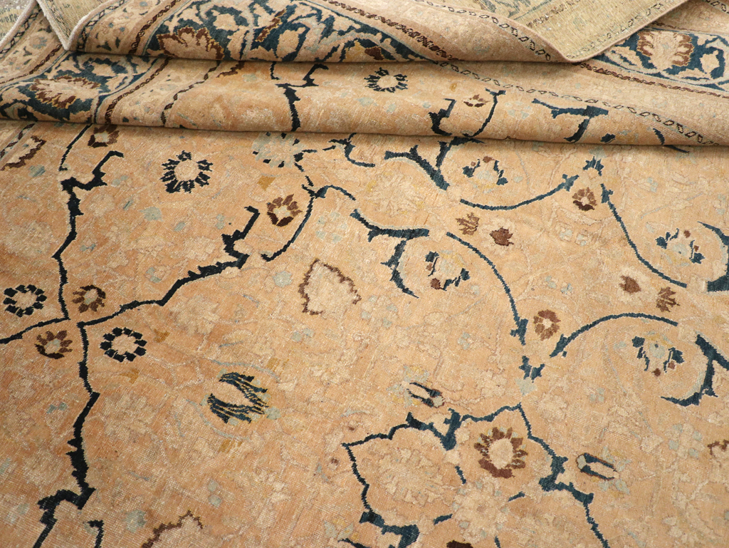 Antique Persian Tabriz Carpet, No.17479 - Galerie Shabab