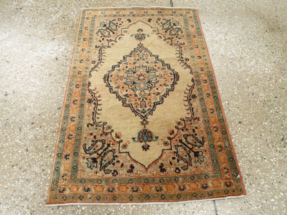 Antique Persian Tabriz Hagi Jalili Rug, No.17503 - Galerie Shabab