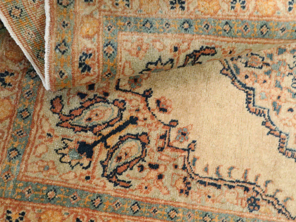 Antique Persian Tabriz Hagi Jalili Rug, No.17503 - Galerie Shabab