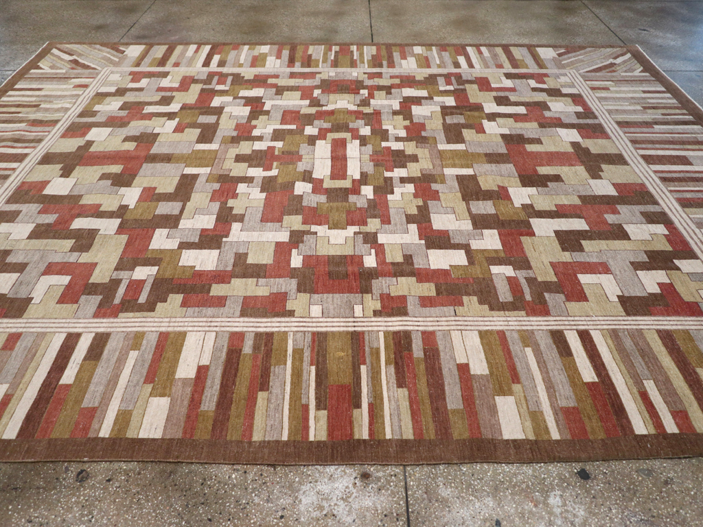 Modernist Persian Tabriz  Carpet, No.17508 - Galerie Shabab