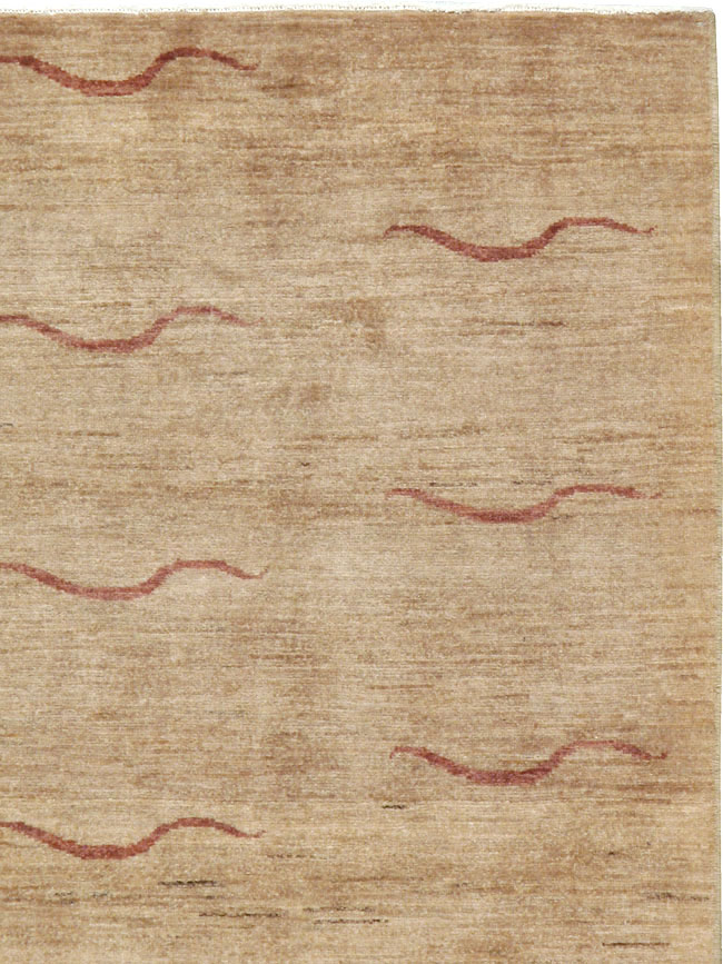 Modernist Persian Tabriz Rug, No.17509 - Galerie Shabab