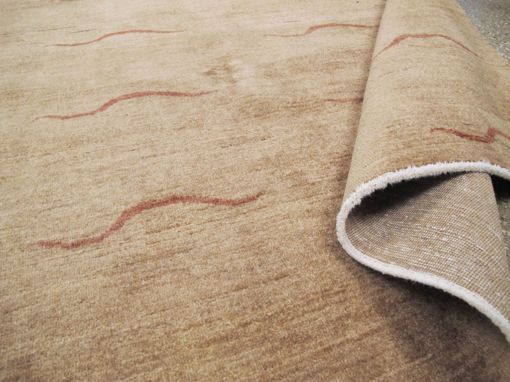 Modernist Persian Tabriz Rug, No.17509 - Galerie Shabab