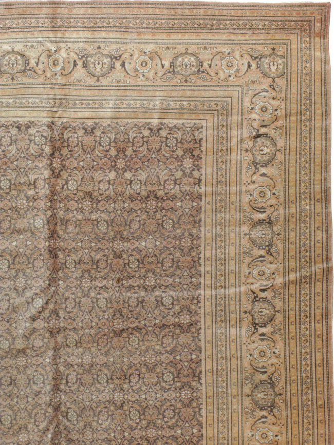 Antique Persian Tabriz Carpet, No.17524 - Galerie Shabab