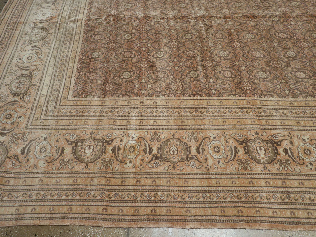 Antique Persian Tabriz Carpet, No.17524 - Galerie Shabab