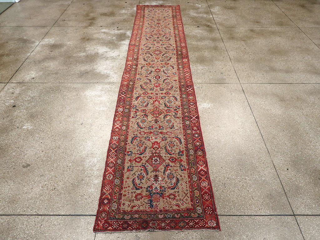 Vintage Persian Malayer Runner, No.17531 - Galerie Shabab
