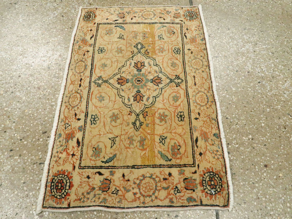 Antique Persian Tabriz Hagi Jalili Rug, No.17541 - Galerie Shabab