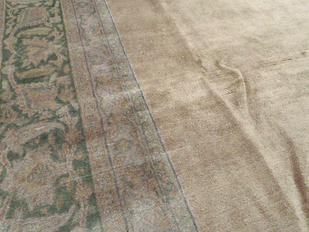 Antique Indian Agra Carpet, No.17547 - Galerie Shabab