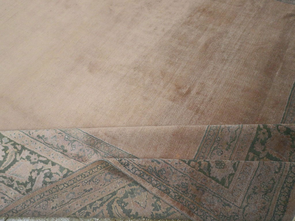 Antique Indian Agra Carpet, No.17547 - Galerie Shabab