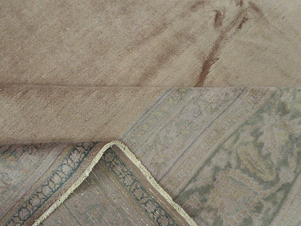 Antique Indian Agra Carpet, No.17547 - Galerie Shabab