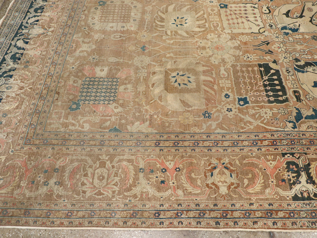 Antique Persian Tabriz Hagi Jalili Carpet, No.17551 - Galerie Shabab