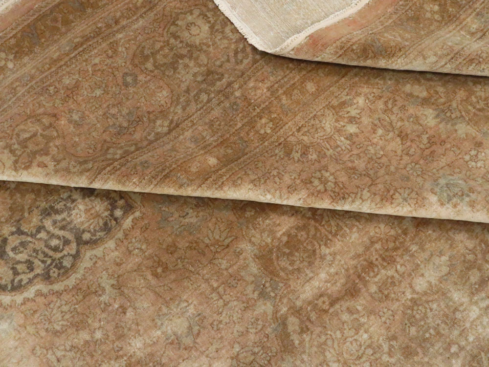 Antique Turkish Sivas Carpet, No.17556 - Galerie Shabab