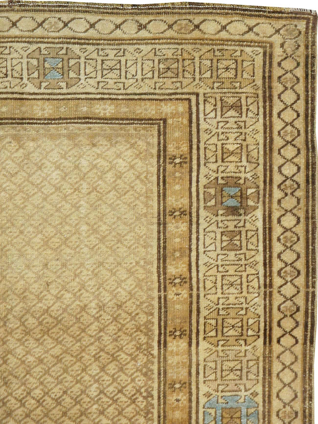 Vintage Persian Kurdish Rug, No.17565 - Galerie Shabab