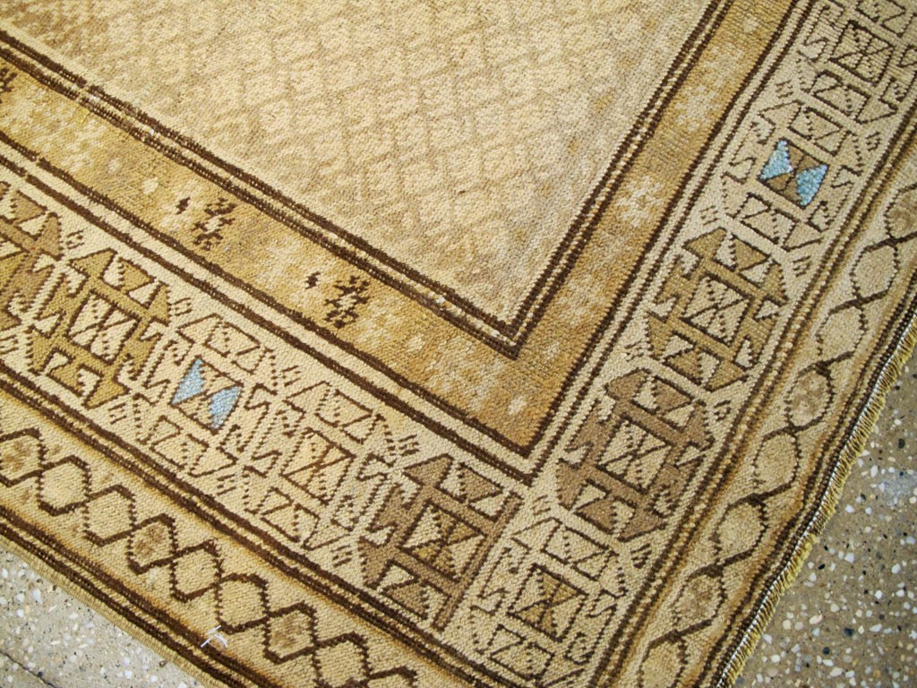Vintage Persian Kurdish Rug, No.17565 - Galerie Shabab