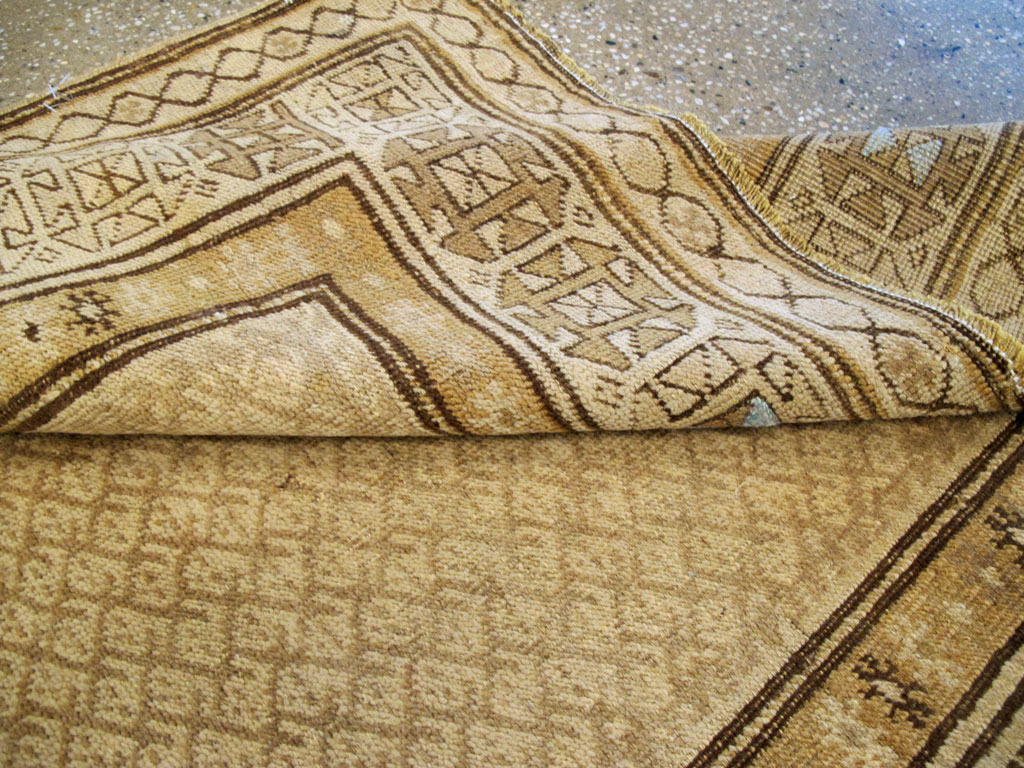 Vintage Persian Kurdish Rug, No.17565 - Galerie Shabab