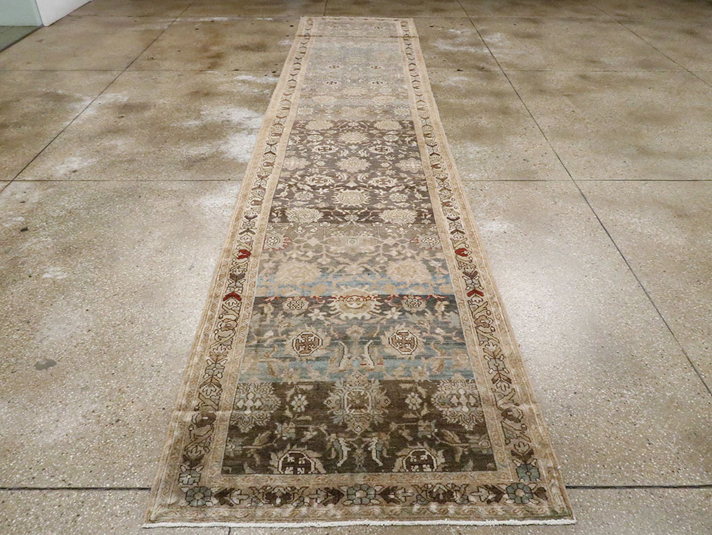 Vintage Persian Malayer Runner, No.17569 - Galerie Shabab