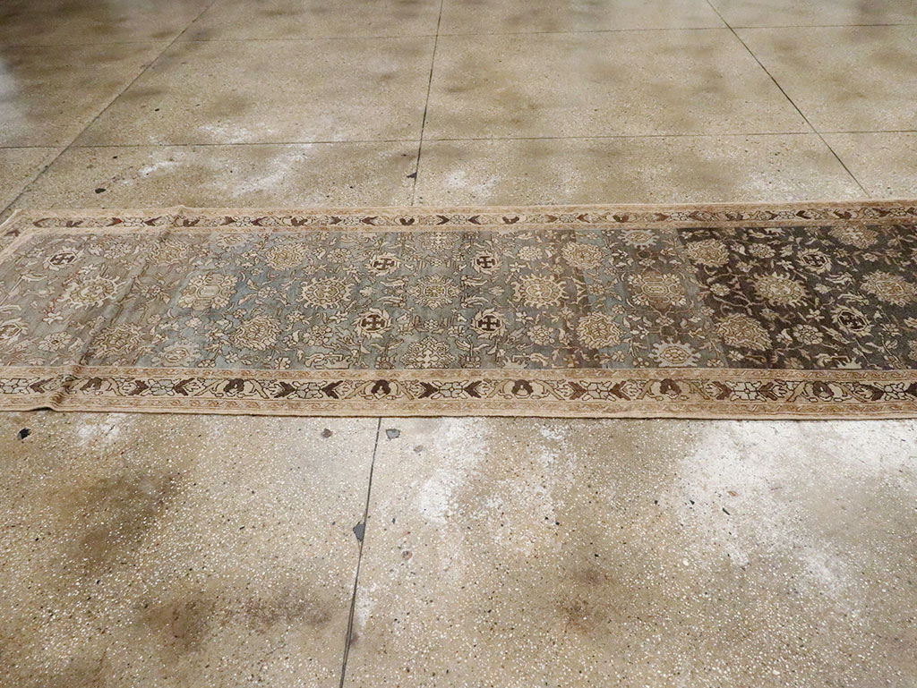 Vintage Persian Malayer Runner, No.17569 - Galerie Shabab
