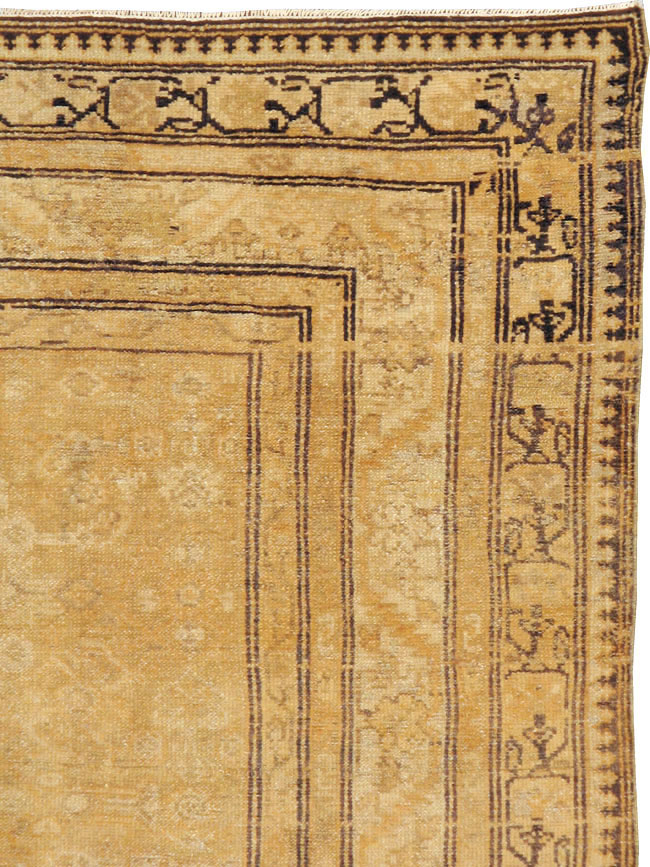 Vintage Persian Malayer Square Rug, No.17573 - Galerie Shabab