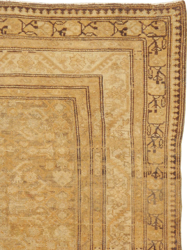 Vintage Persian Malayer Square Rug, No.17573 - Galerie Shabab