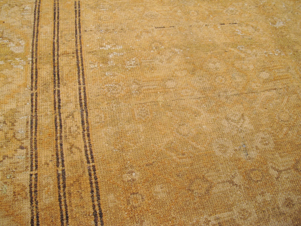 Vintage Persian Malayer Square Rug, No.17573 - Galerie Shabab