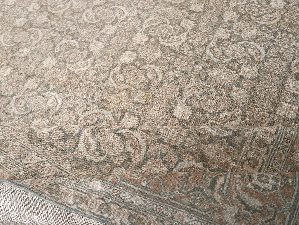 Antique Persian Tabriz Rug, No.17579 - Galerie Shabab