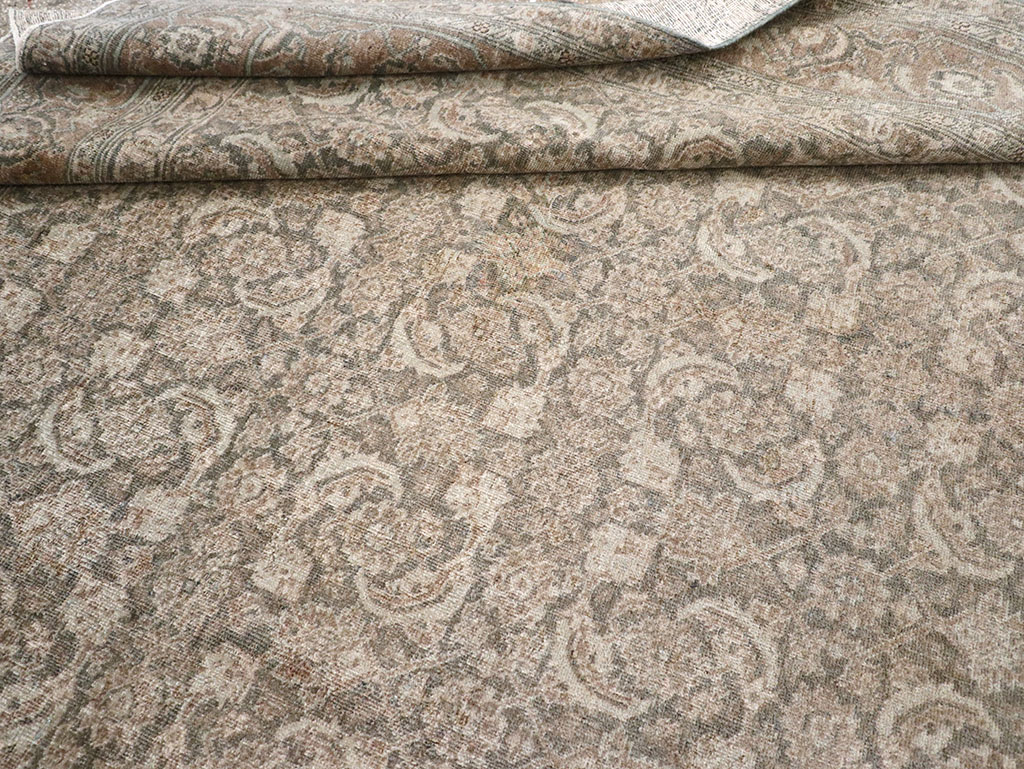 Antique Persian Tabriz Rug, No.17579 - Galerie Shabab