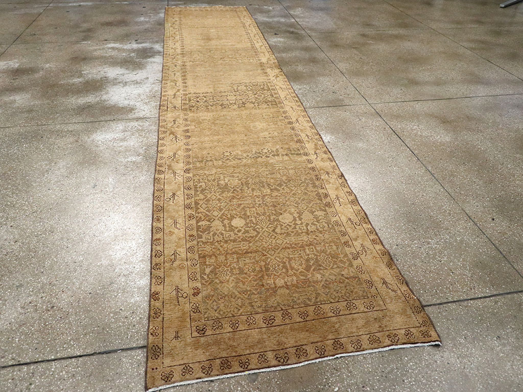 Vintage Persian Malayer Runner, No.17588 - Galerie Shabab