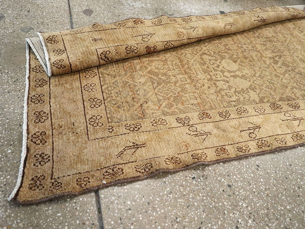 Vintage Persian Malayer Runner, No.17588 - Galerie Shabab