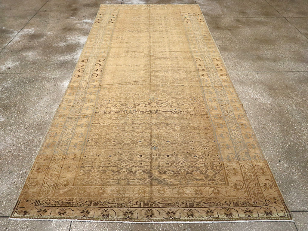 Vintage Persian Malayer Carpet, No.17592 - Galerie Shabab