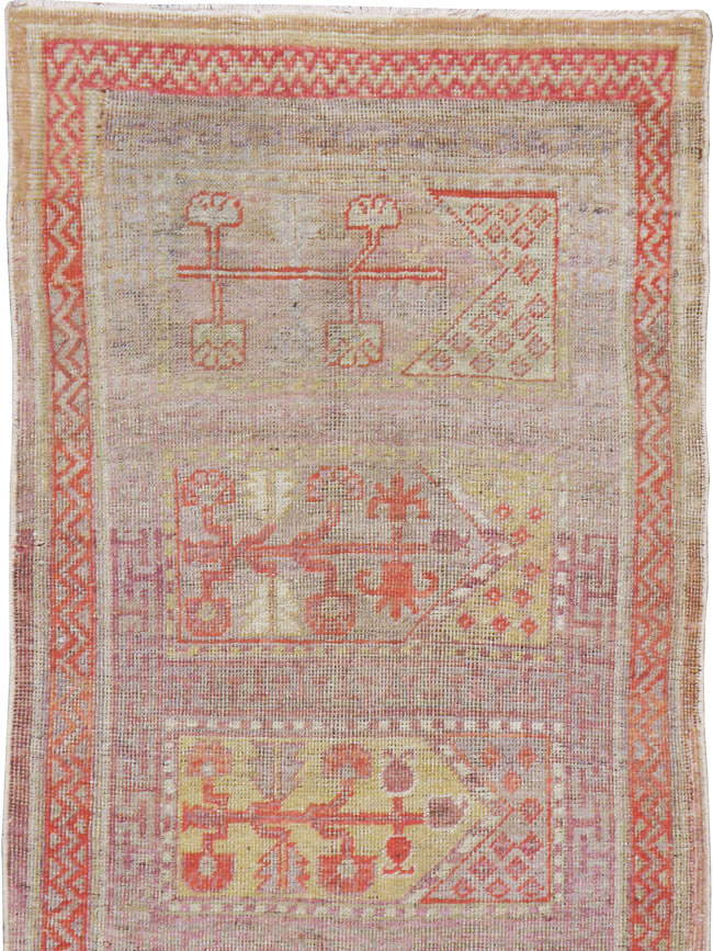 Vintage East Turkestan Khotan Saph Runner, No.17646 - Galerie Shabab