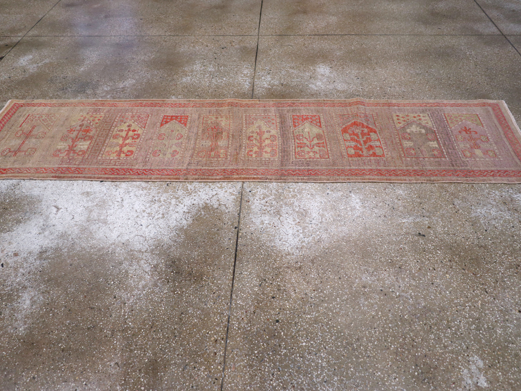 Vintage East Turkestan Khotan Saph Runner, No.17646 - Galerie Shabab