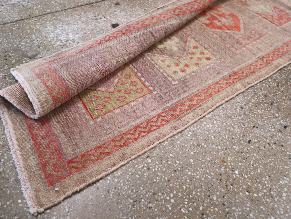 Vintage East Turkestan Khotan Saph Runner, No.17646 - Galerie Shabab