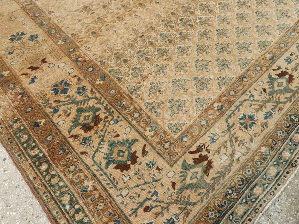 Antique Persian Tabriz Rug, No.17653 - Galerie Shabab