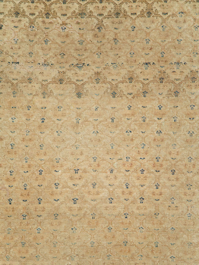 Antique Persian Tabriz Rug, No.17653 - Galerie Shabab